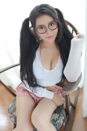 秦霄贤