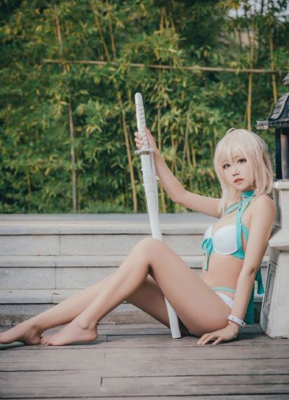 少妇艹逼