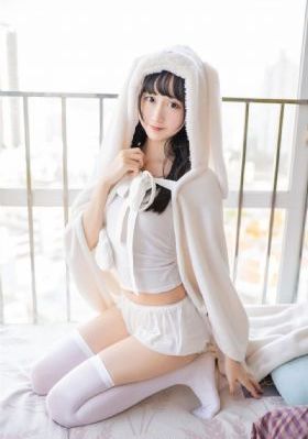 葵花宝典未满十八岁请立刻开拼音