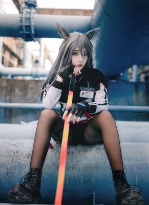 撩乱的裸舞曲